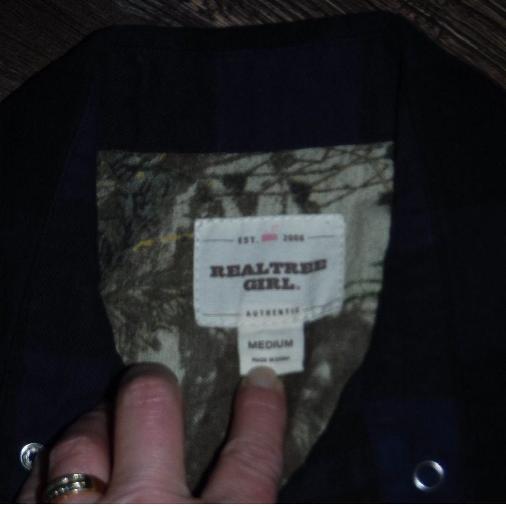 Realtree‎ Girl Plaid Western Pearl Shirt Snap Button Front Blue Black Medium - Picture 2 of 4